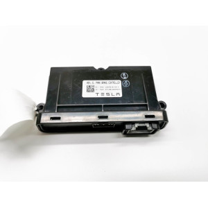 Модуль управления стояночным тормозом Tesla Model S (MS)  1007618-00-D 100761800D 1007618 Original Б/У