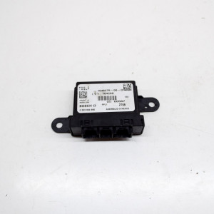 Блок парковки Tesla Model-S  1048476-00-D 104847600D 1048476 Original Б/У