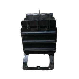 Кронштейн АКБ Tesla Model X (MX)  1060244-00-D 106024400D 1060244 Original Б/У