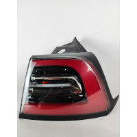 Фонарь правый наружный (4 пина) Tesla Model Y (MY) (Global)  1502087-00-D 150208700D 1502087 Original Б/У